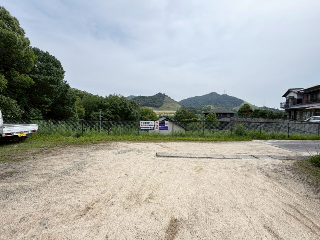 浅口郡里庄町新庄　土地