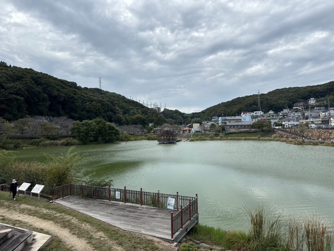 池の内大池湖畔公園