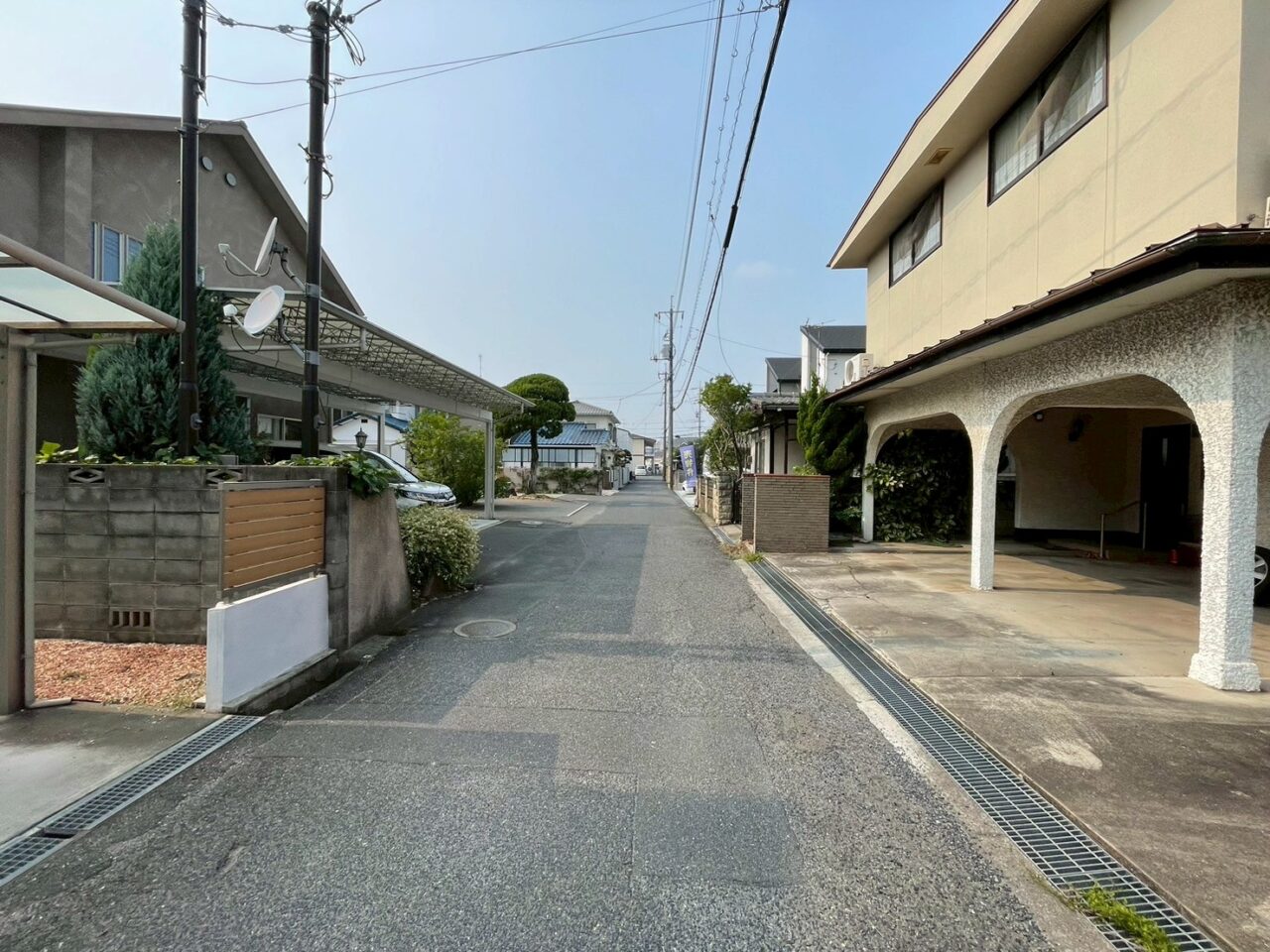 整備された街並みが印象的な住宅街。子育てファミリーが暮らしやすい環境がそろっており、安心して長く住み続けられます。