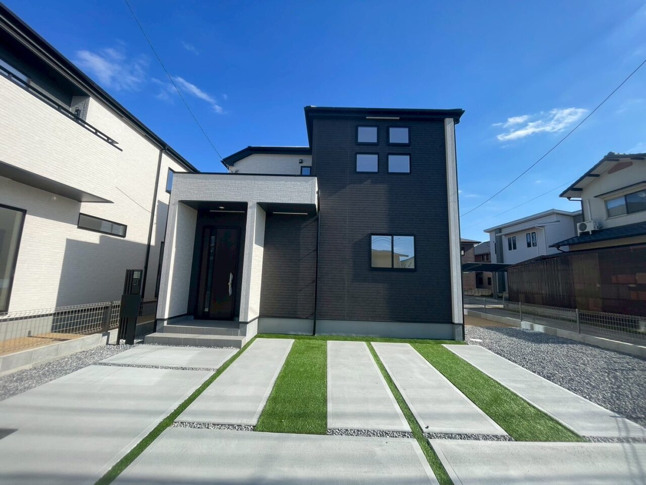 グラファーレ　倉敷市茶屋町2期新築住宅　2号棟