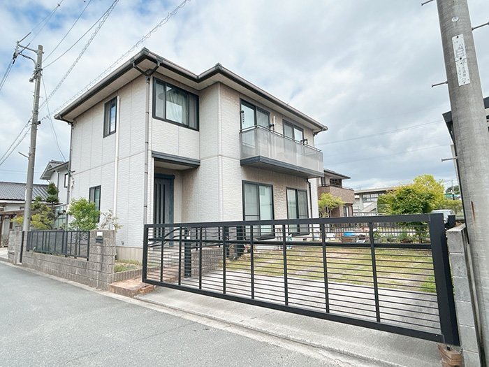 【倉敷市玉島上成　中古住宅】上成小学校まで徒歩約9分、近隣スーパーまで車で約4分、生活しやすい環境です！
