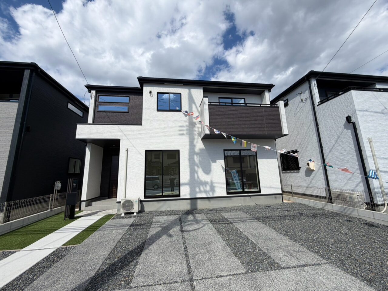 グラファーレ　倉敷市中庄団地新築住宅　2号棟